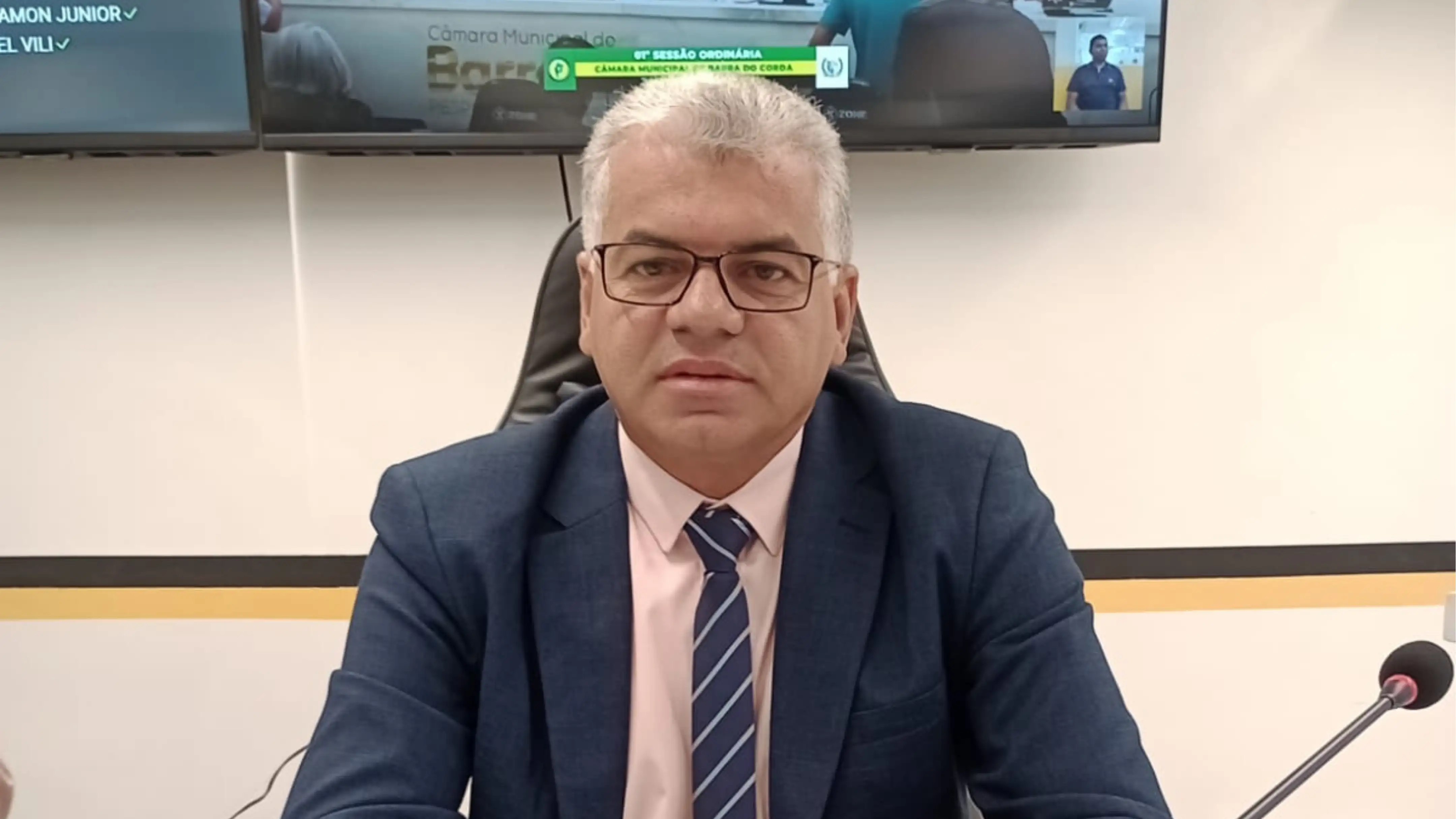 Vereador Rivelino do Alim cobra recuperação de vias urbanas e solução para falta de água no Povoado Cacau