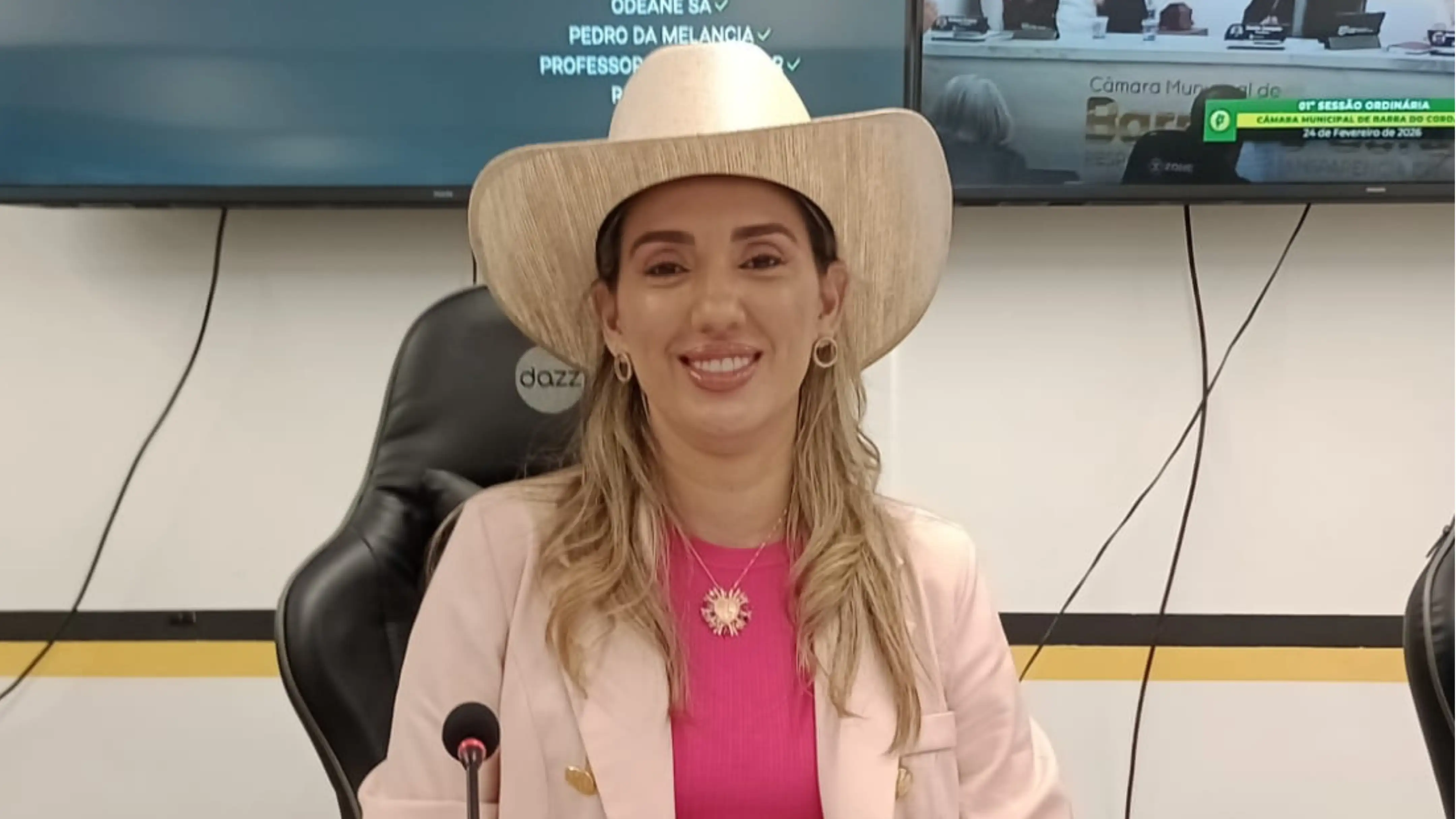 Vereadora Monique Sampaio repudia perseguição política e reafirma transitoriedade do poder público